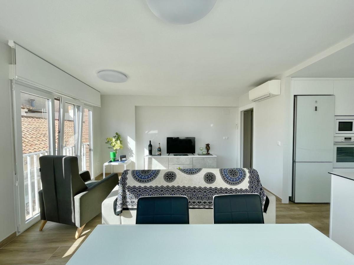 Luxury Center Apartment Бенидорм Экстерьер фото